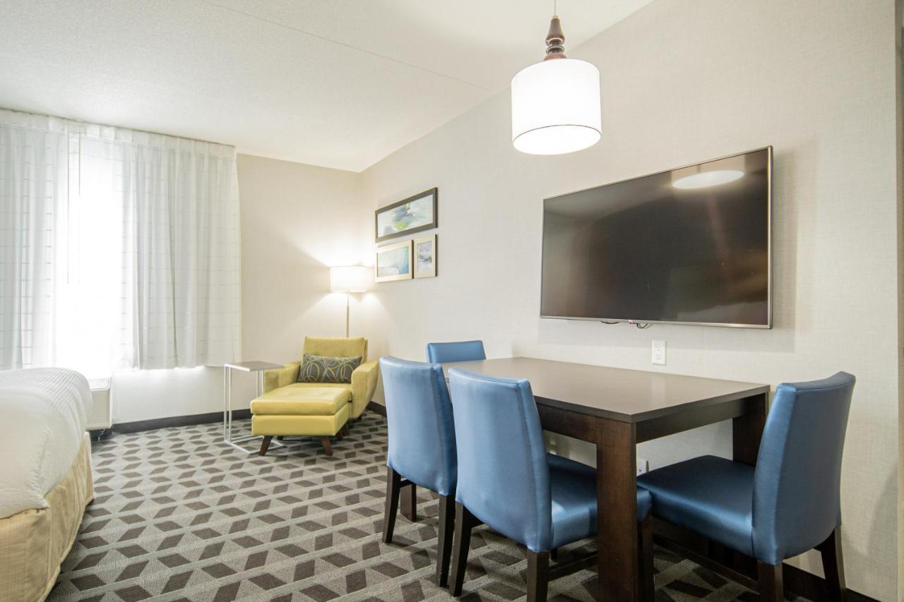 Towneplace Suites By Marriott Brantford And Conference Centre Ngoại thất bức ảnh
