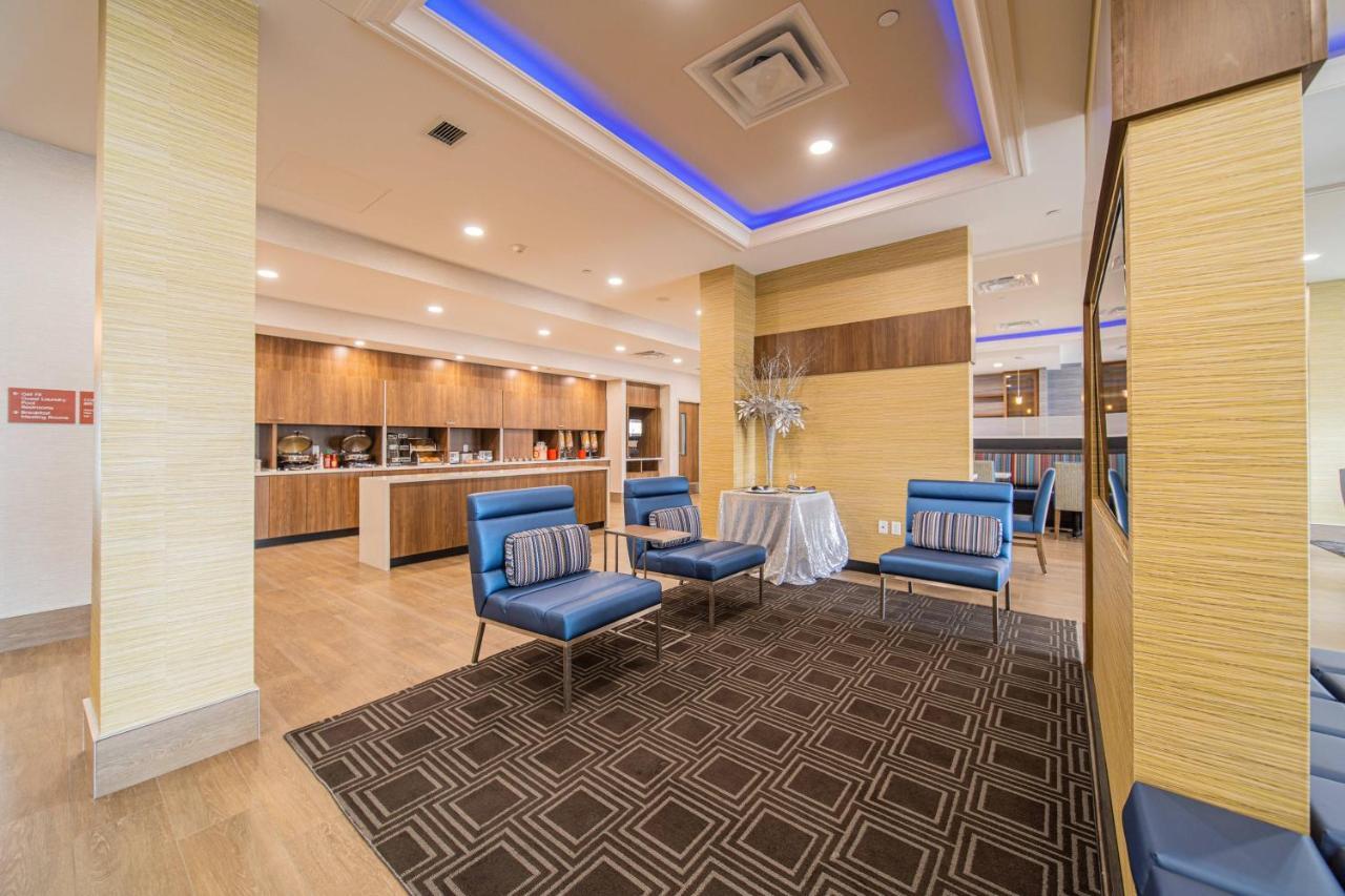 Towneplace Suites By Marriott Brantford And Conference Centre Ngoại thất bức ảnh