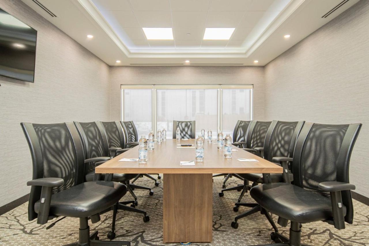 Towneplace Suites By Marriott Brantford And Conference Centre Ngoại thất bức ảnh
