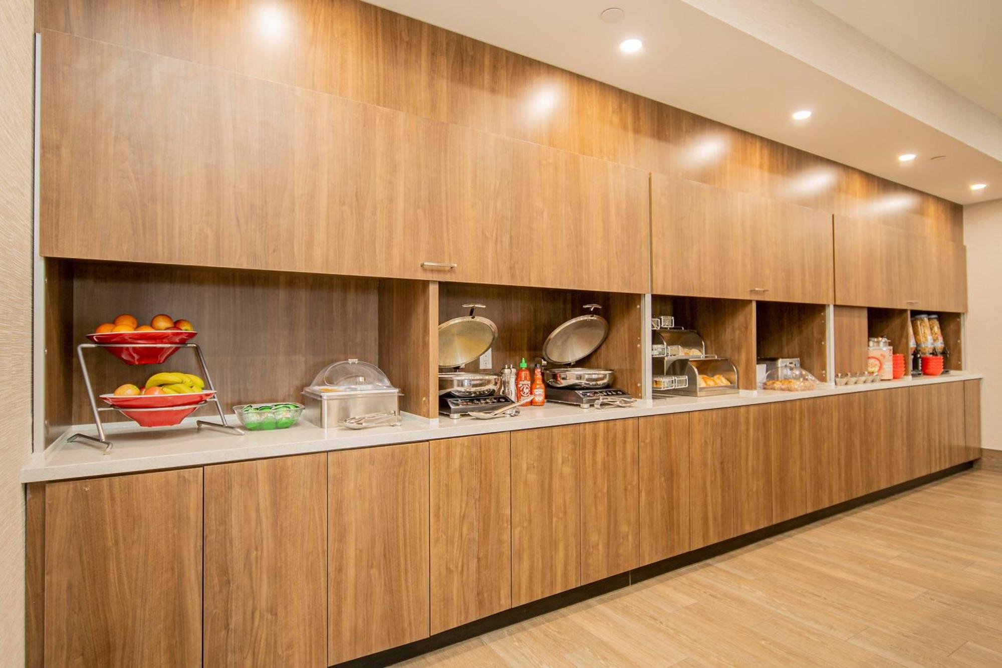 Towneplace Suites By Marriott Brantford And Conference Centre Ngoại thất bức ảnh