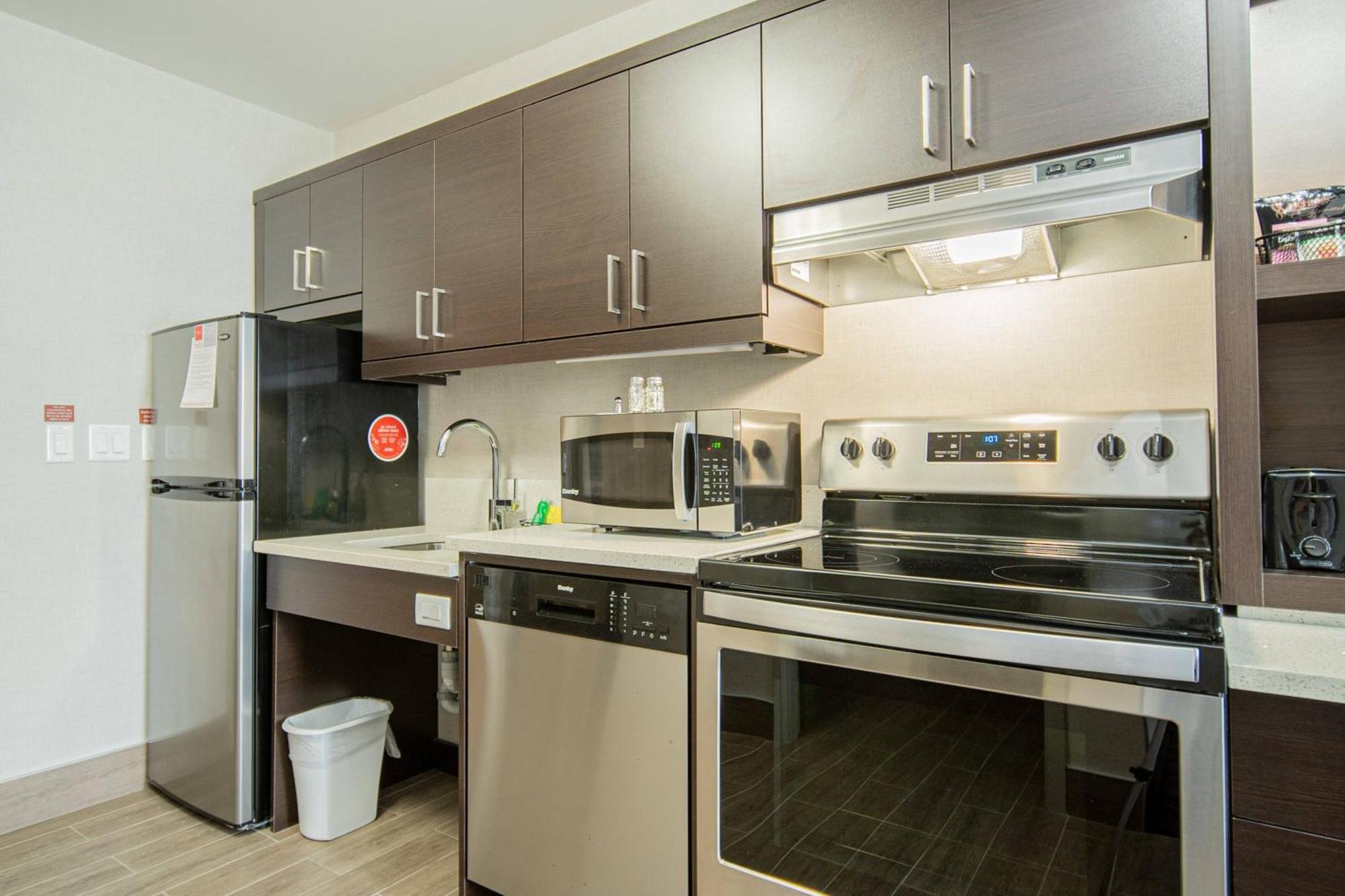 Towneplace Suites By Marriott Brantford And Conference Centre Ngoại thất bức ảnh